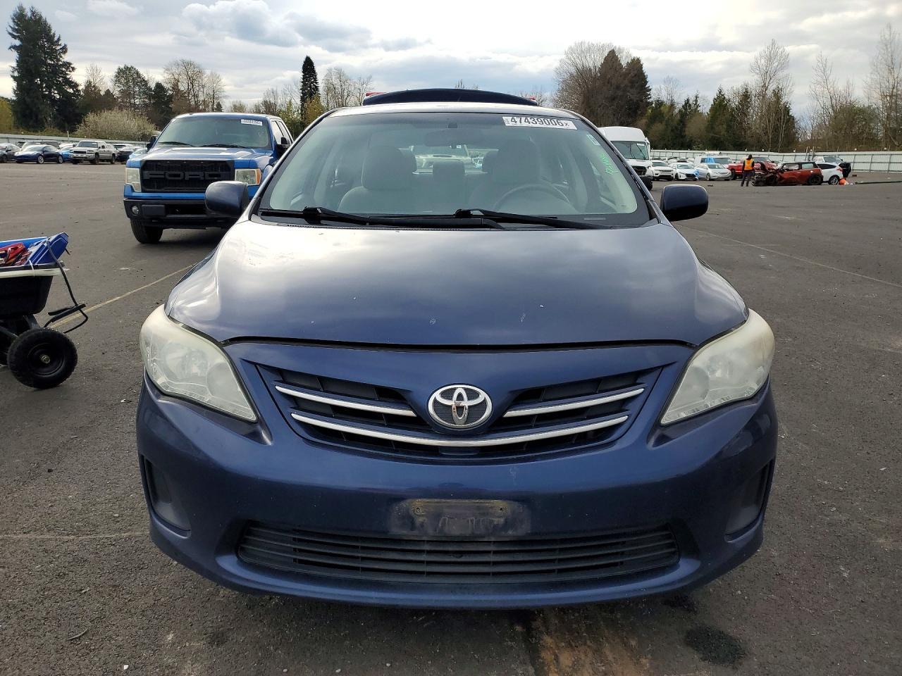 2013 TOYOTA COROLLA