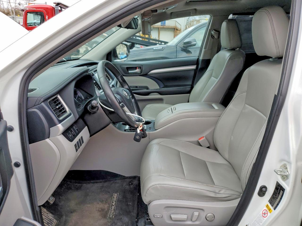 2019 TOYOTA HIGHLANDER