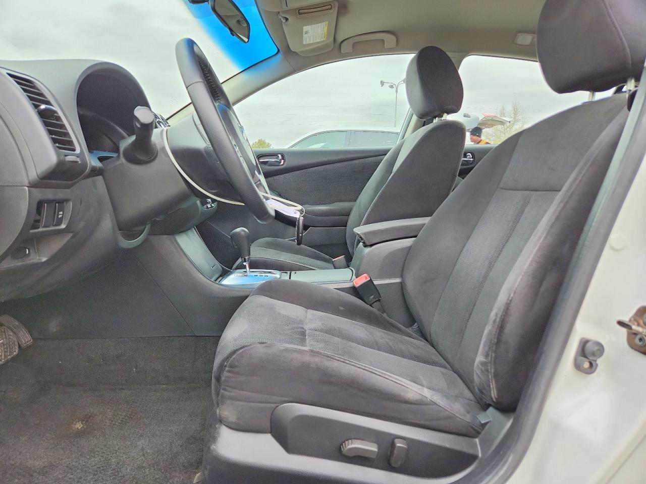 2010 NISSAN ALTIMA
