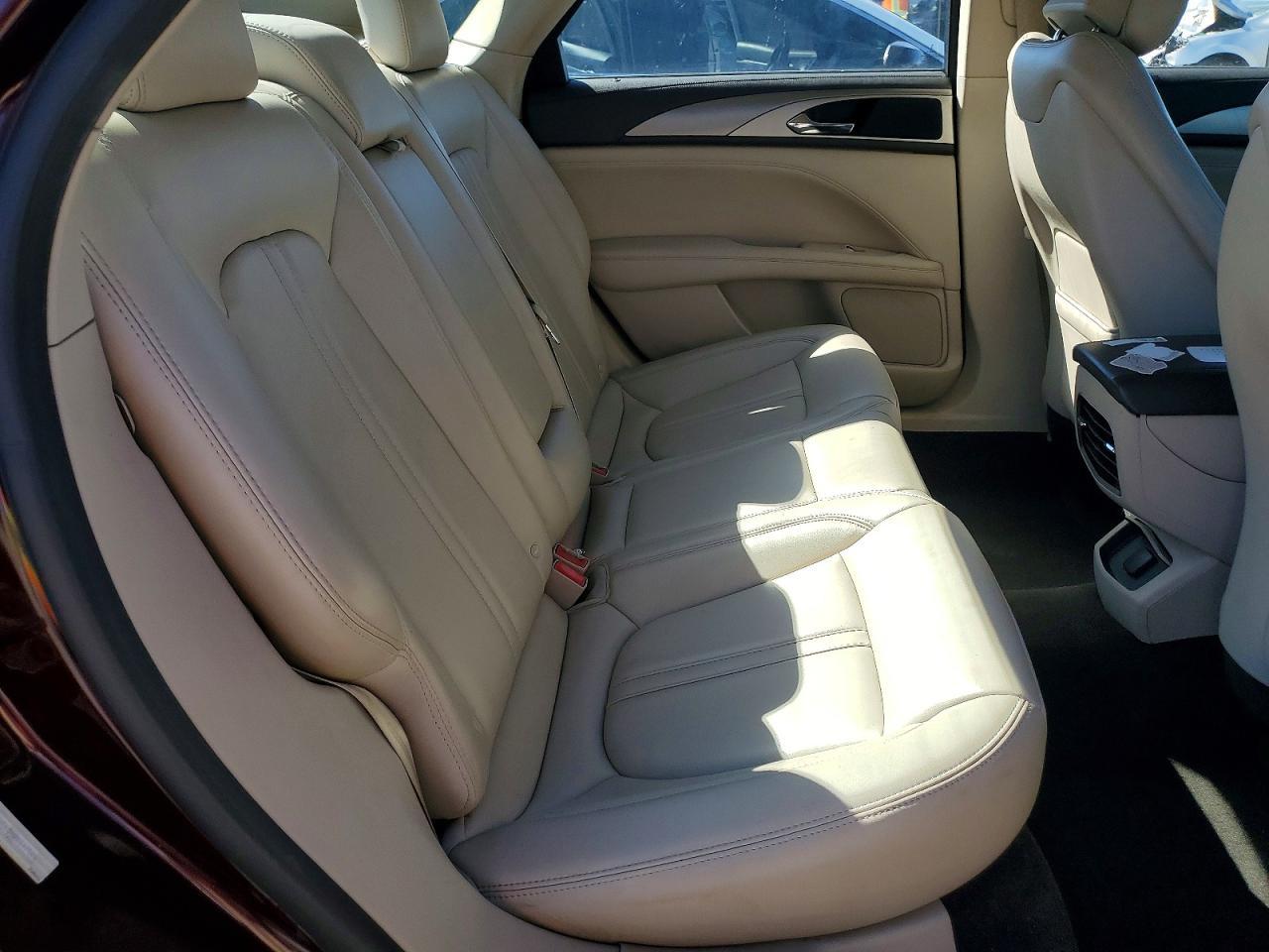 2017 LINCOLN MKZ