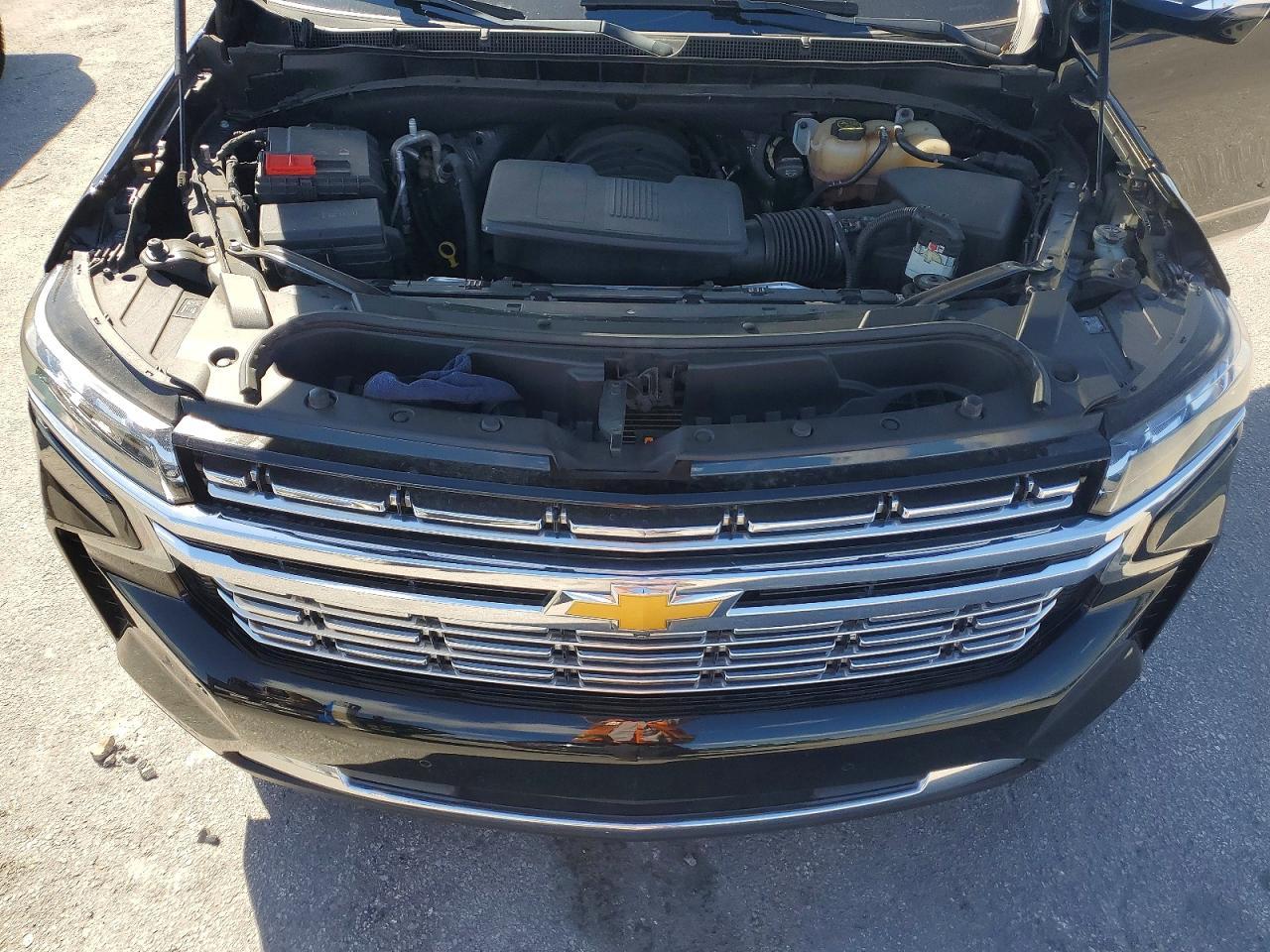 2023 CHEVROLET Suburban