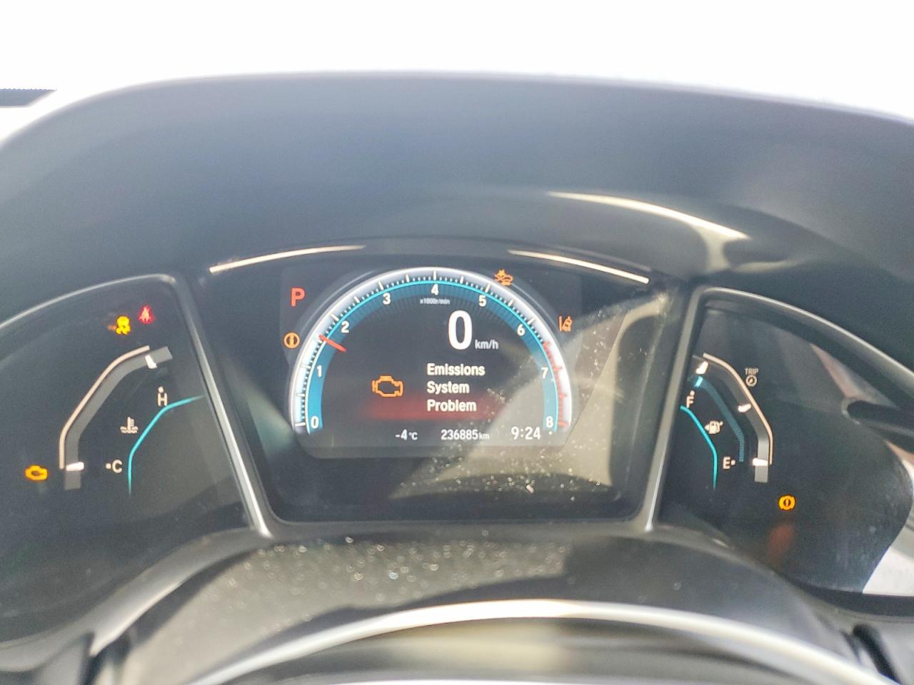 2016 HONDA CIVIC