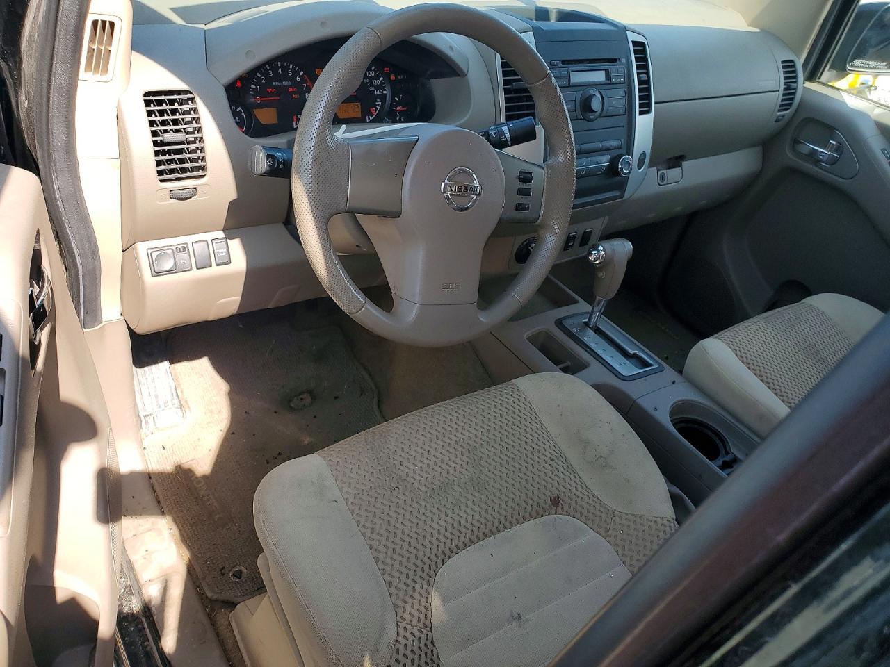 2011 NISSAN Frontier