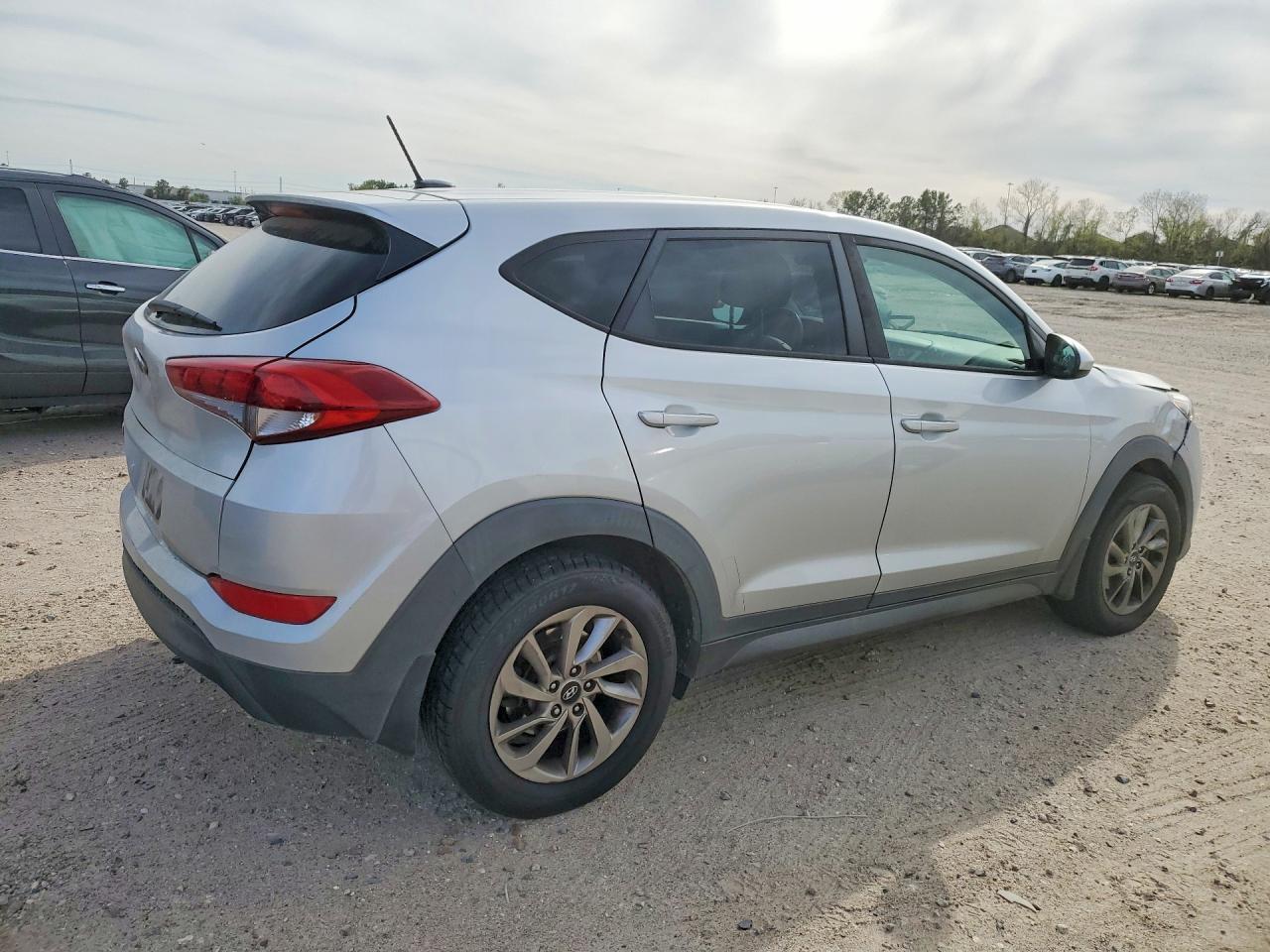 2017 HYUNDAI TUCSON