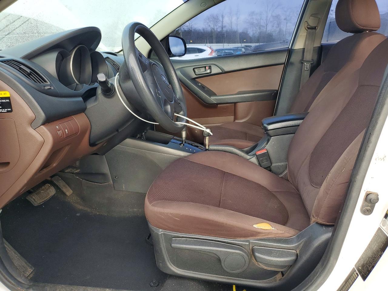 2010 KIA FORTE