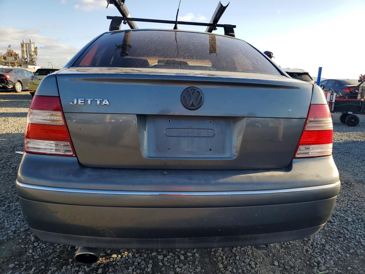 2004 VOLKSWAGEN JETTA