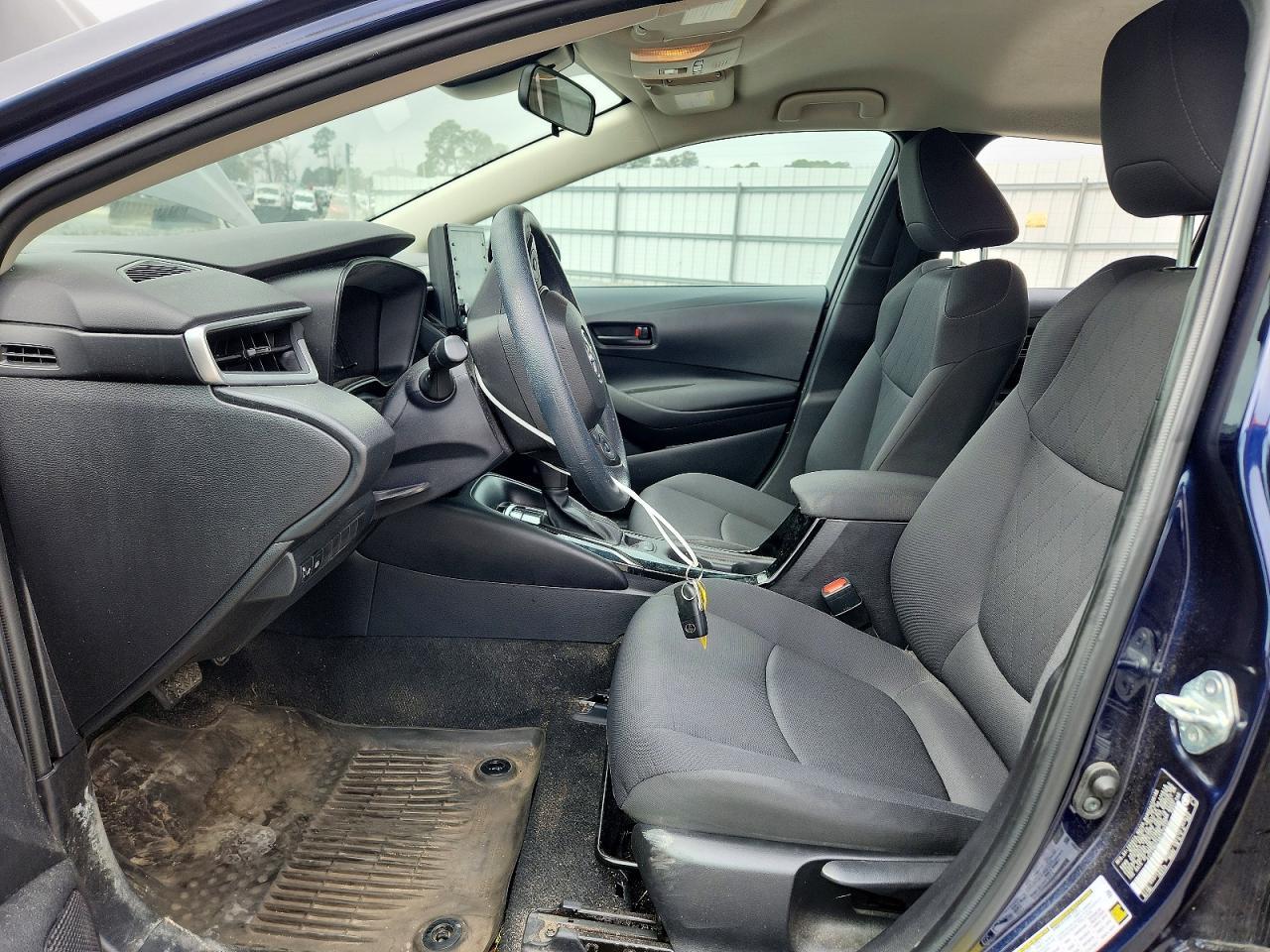 2022 TOYOTA COROLLA