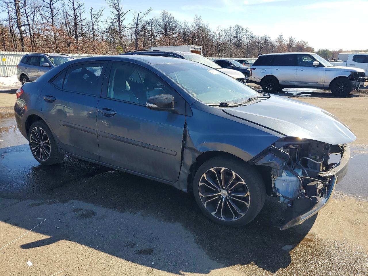 2015 TOYOTA COROLLA