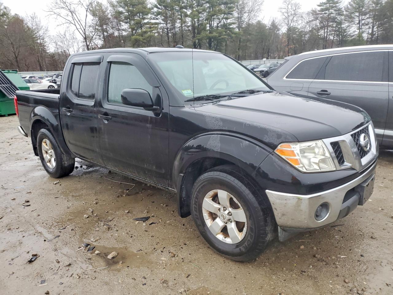 2011 NISSAN Frontier