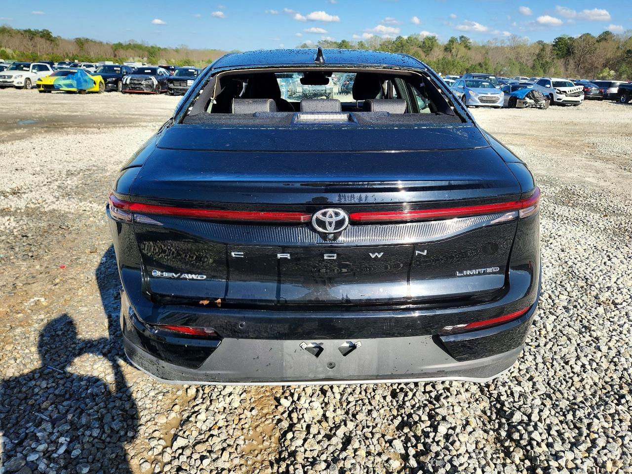 2024 TOYOTA Crown