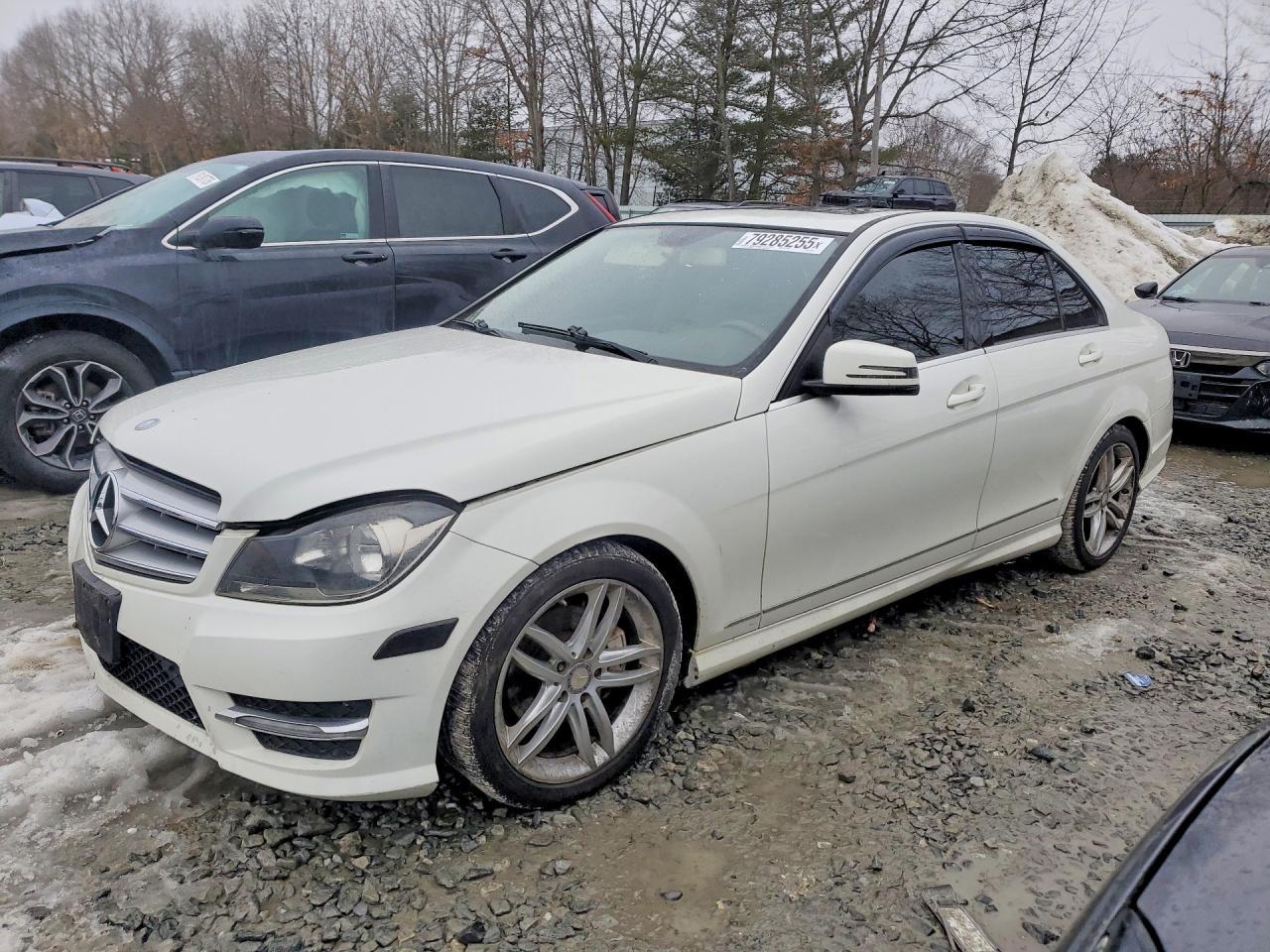 2012 MERCEDES-BENZ C-CLASS