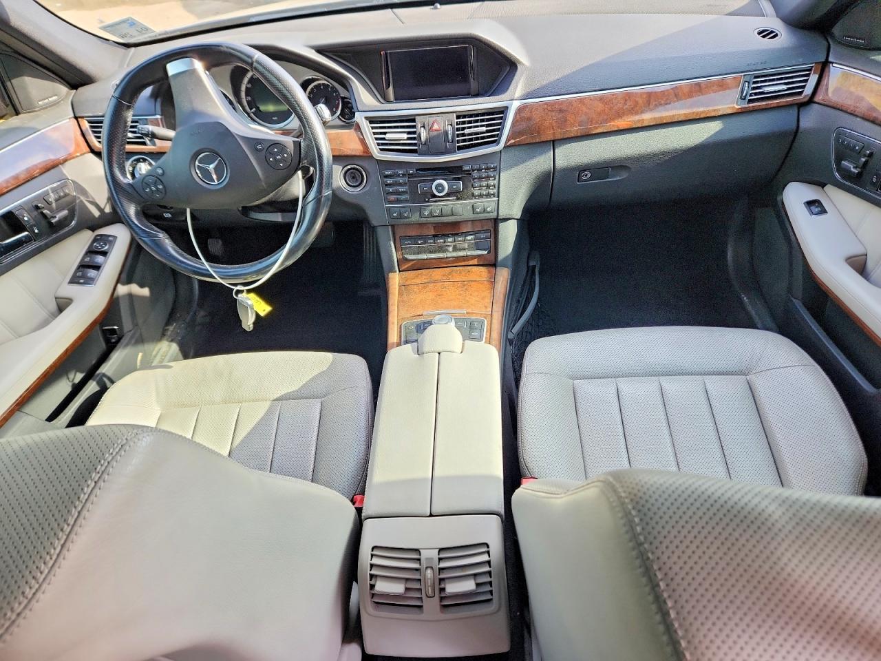 2011 MERCEDES-BENZ E-Class