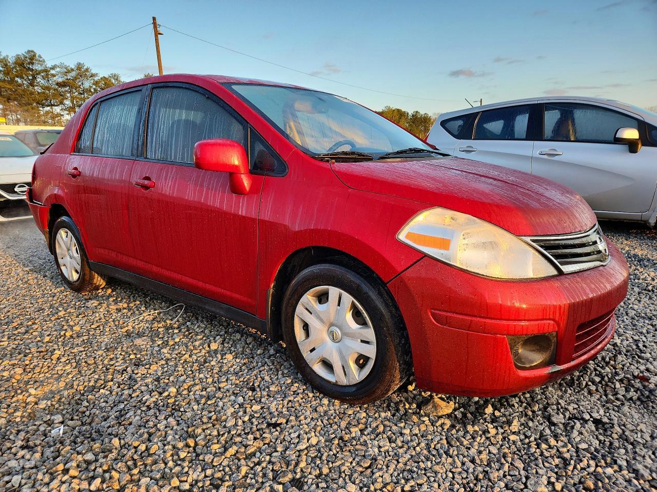 2010 NISSAN VERSA