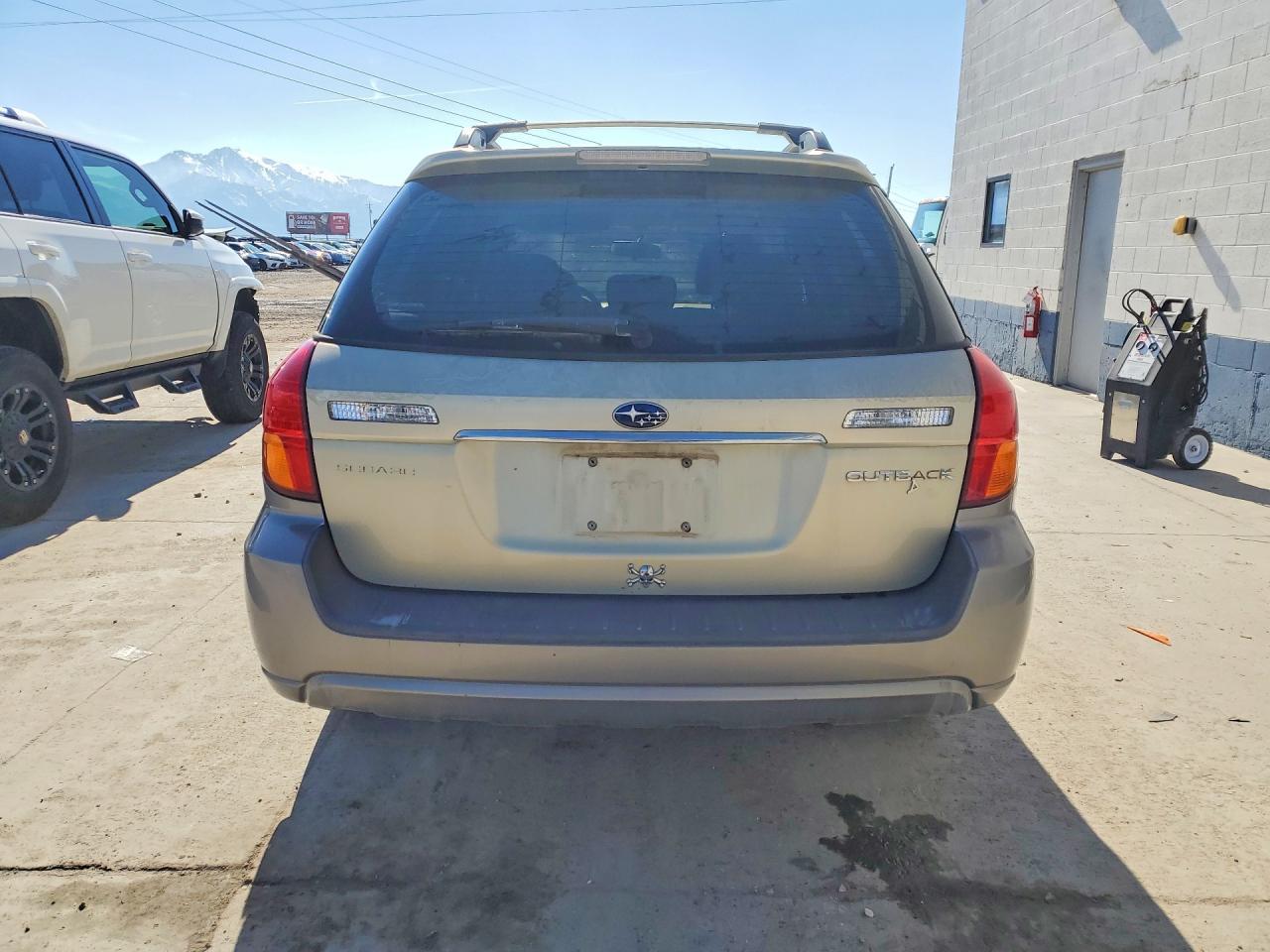 2005 SUBARU Legacy