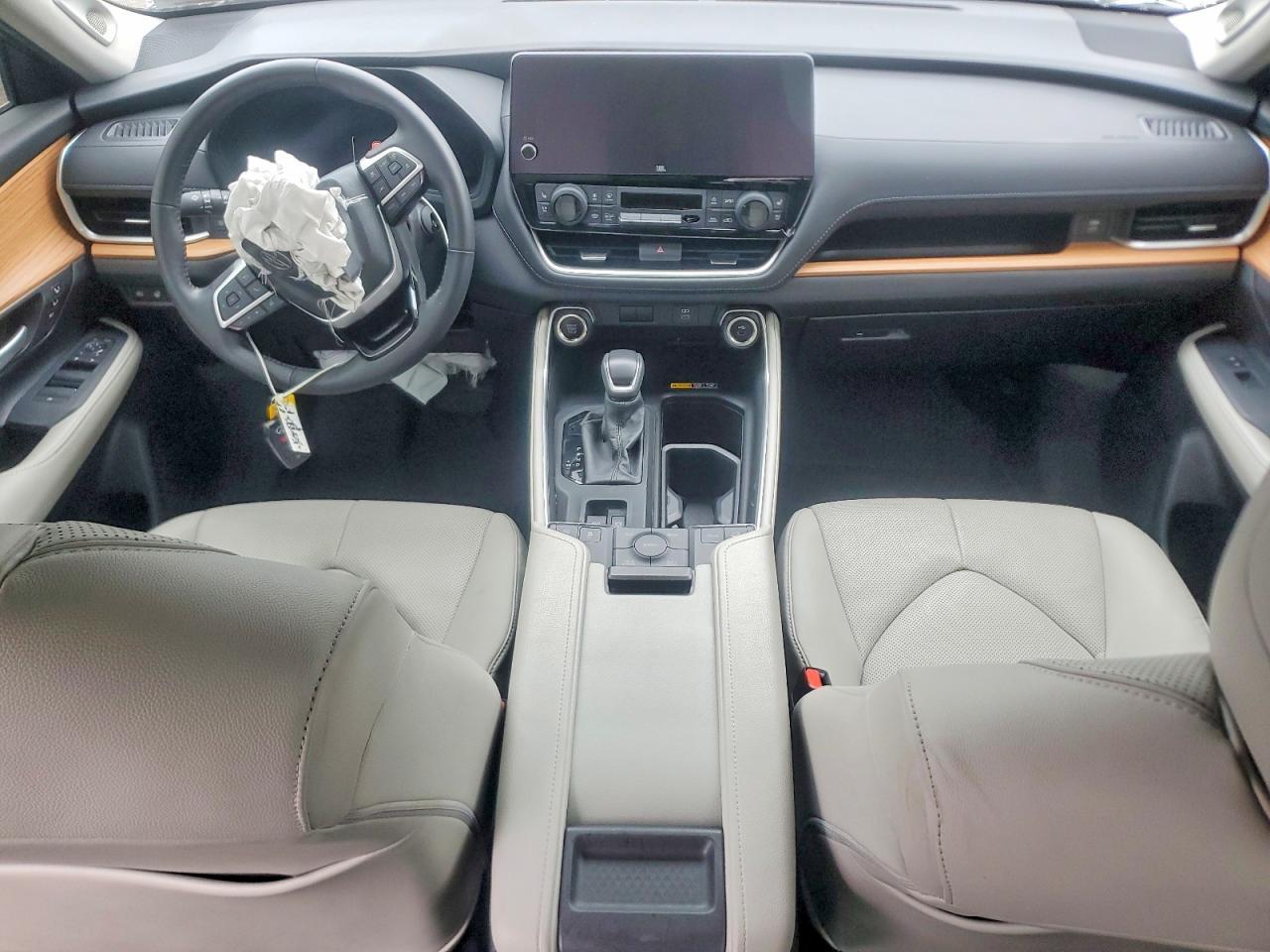 2025 TOYOTA HIGHLANDER