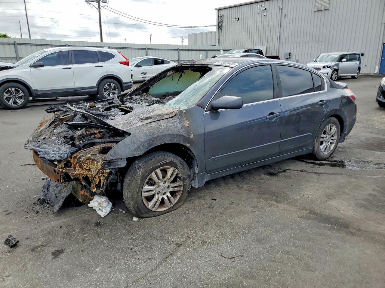 2012 NISSAN ALTIMA