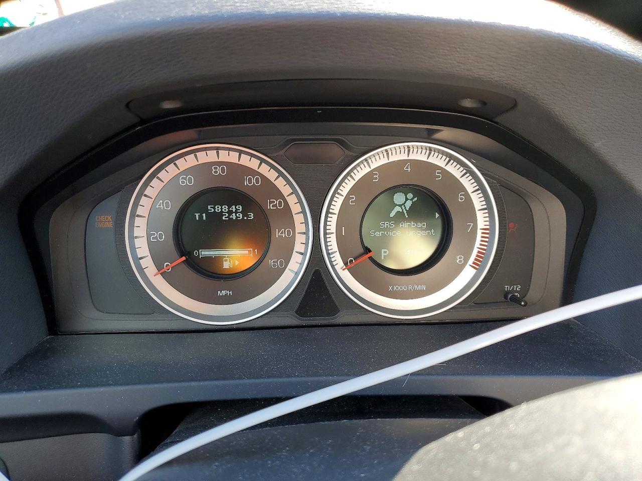 2013 VOLVO S60