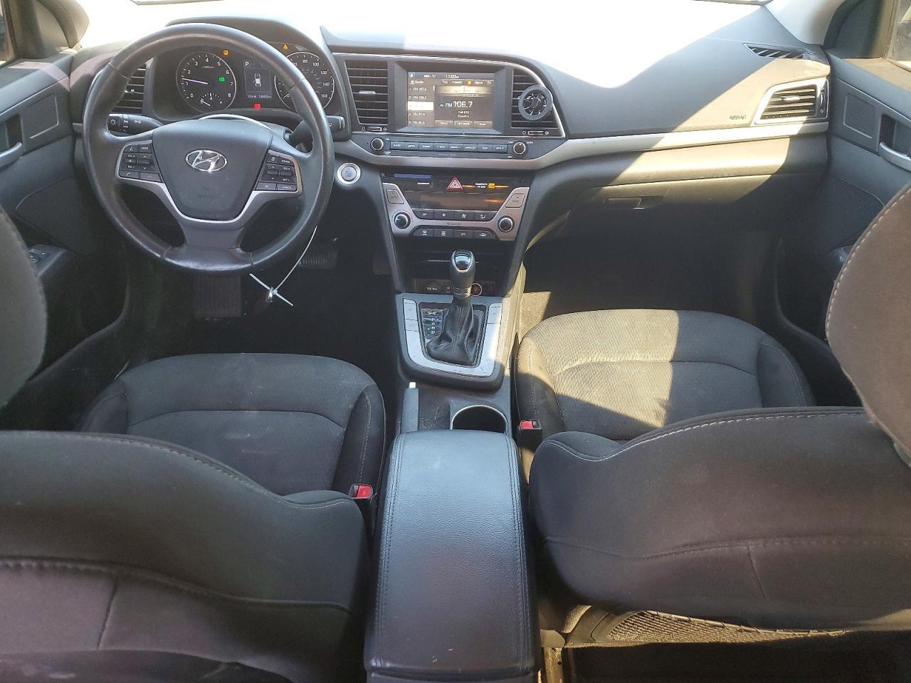 2017 HYUNDAI ELANTRA