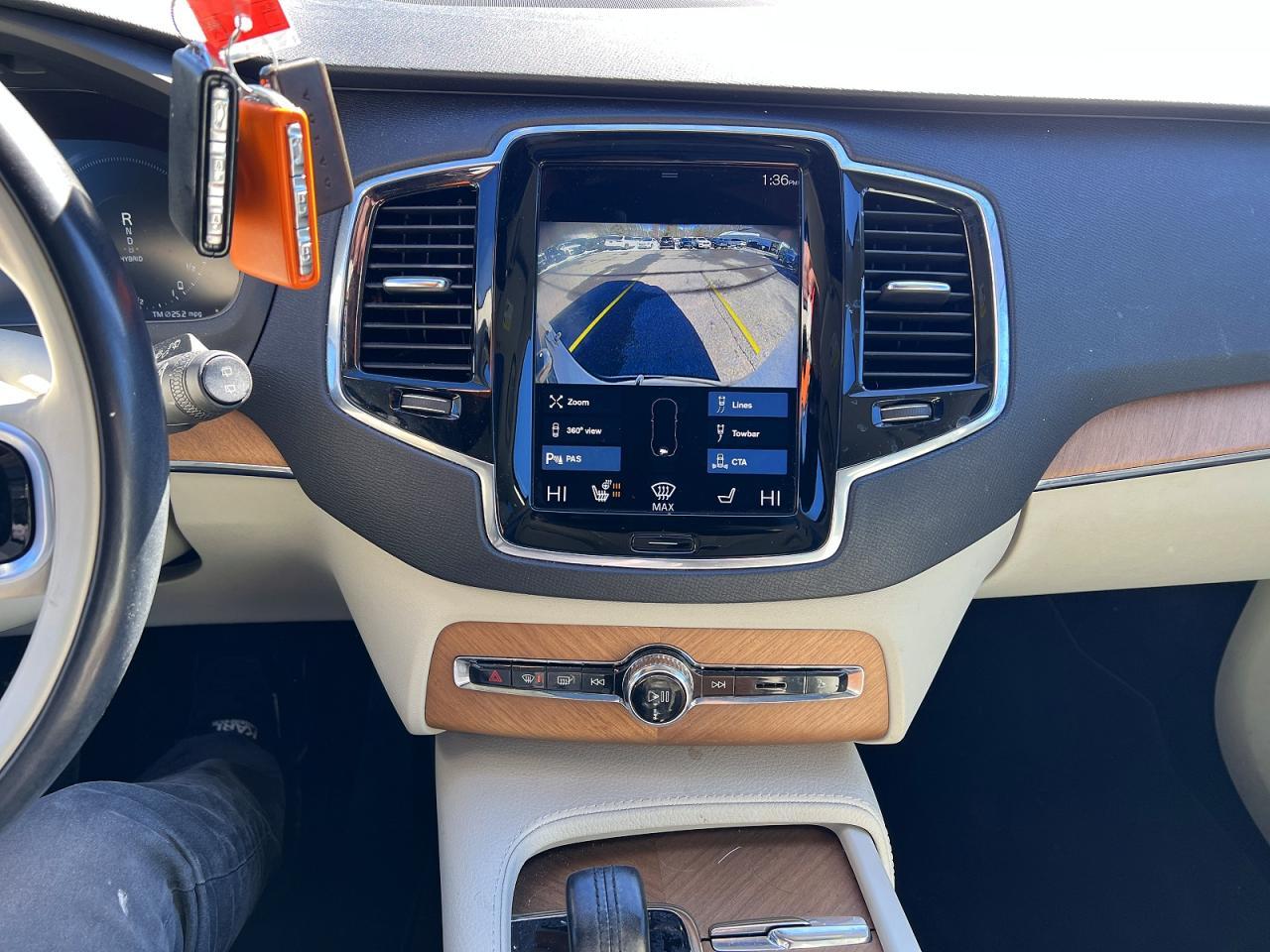 2021 VOLVO XC90