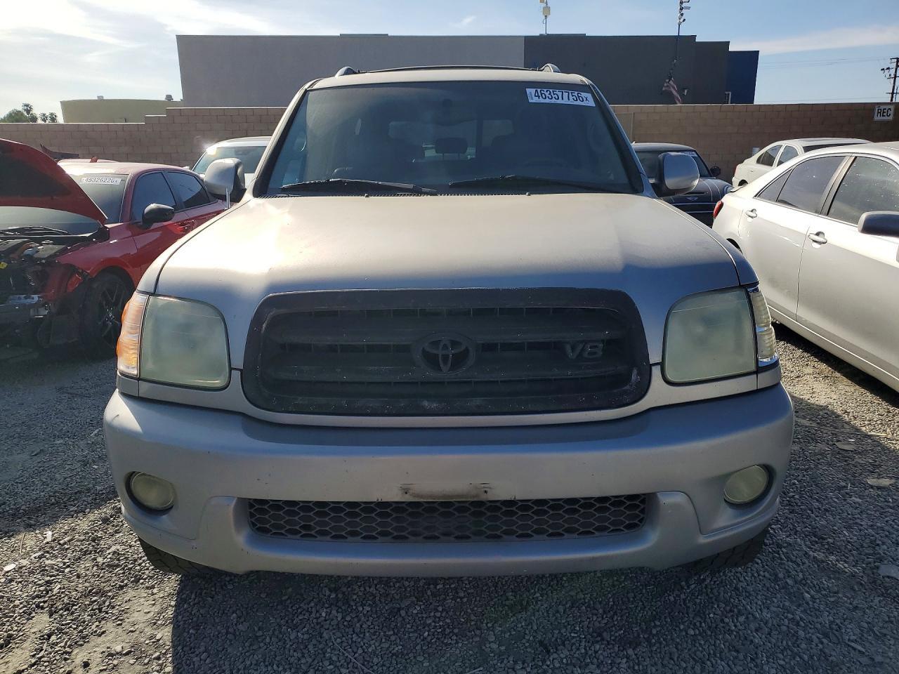 2003 TOYOTA Sequoia