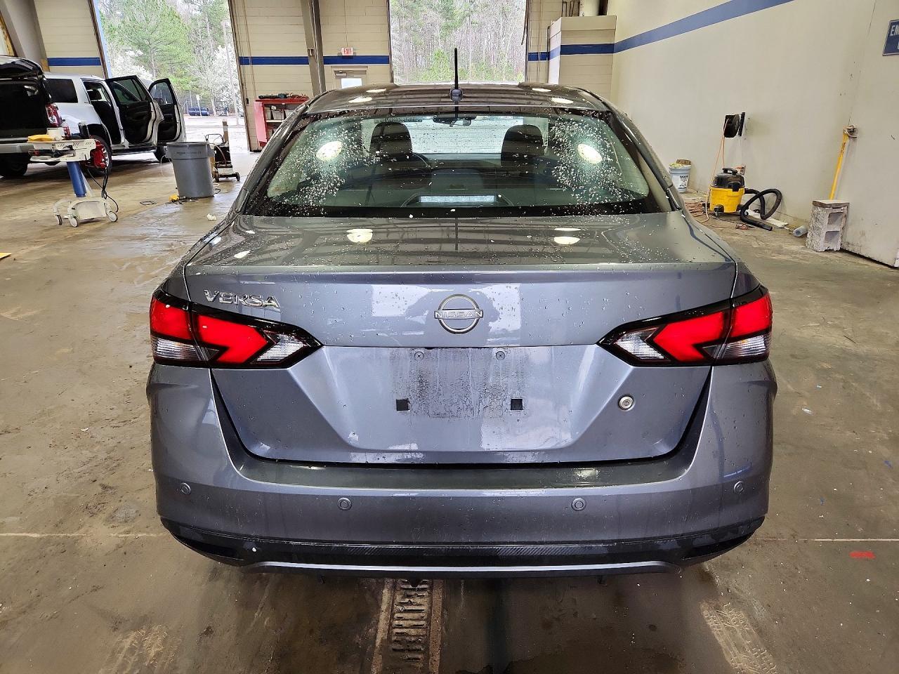 2024 NISSAN VERSA