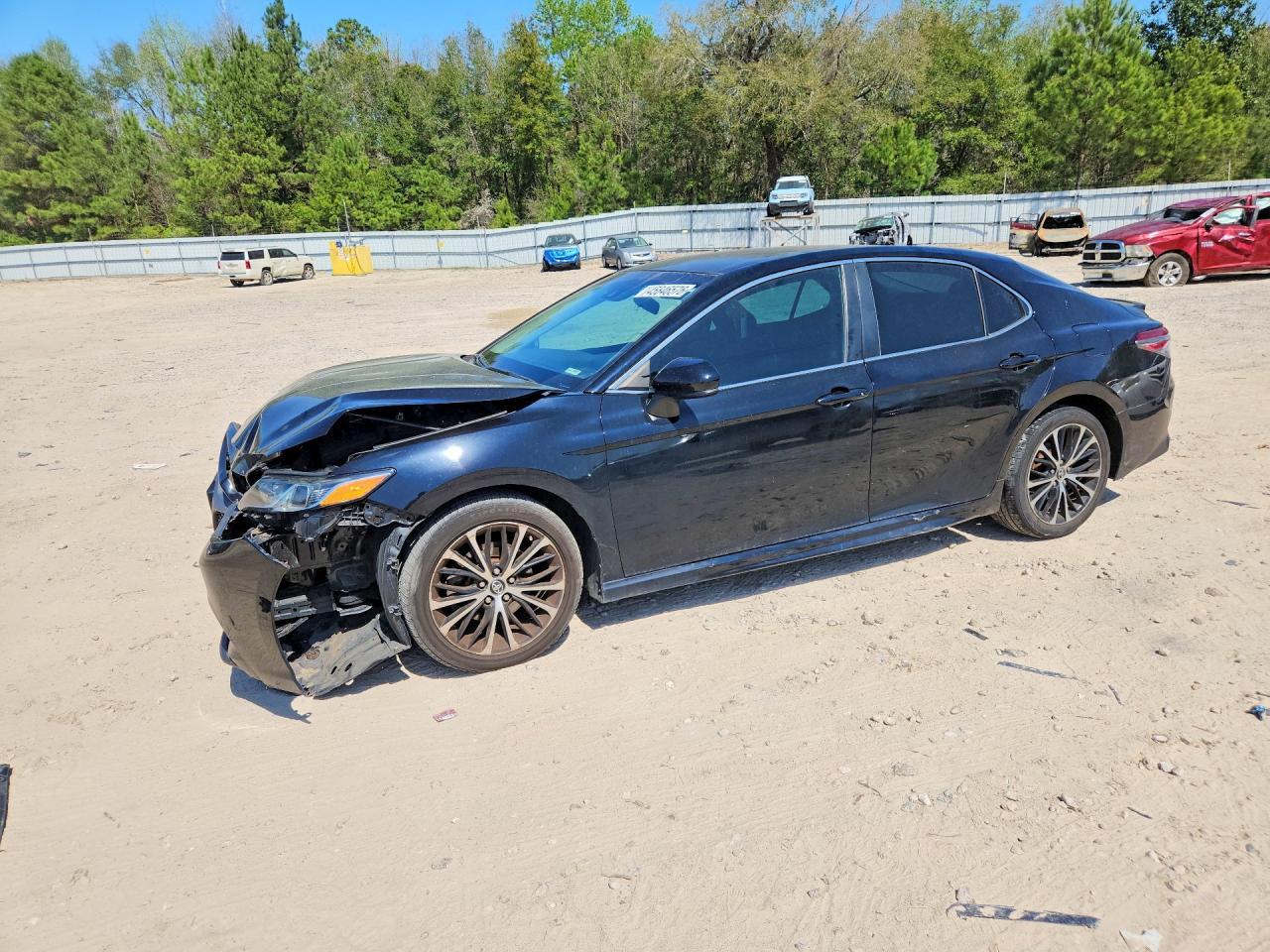 2018 TOYOTA CAMRY