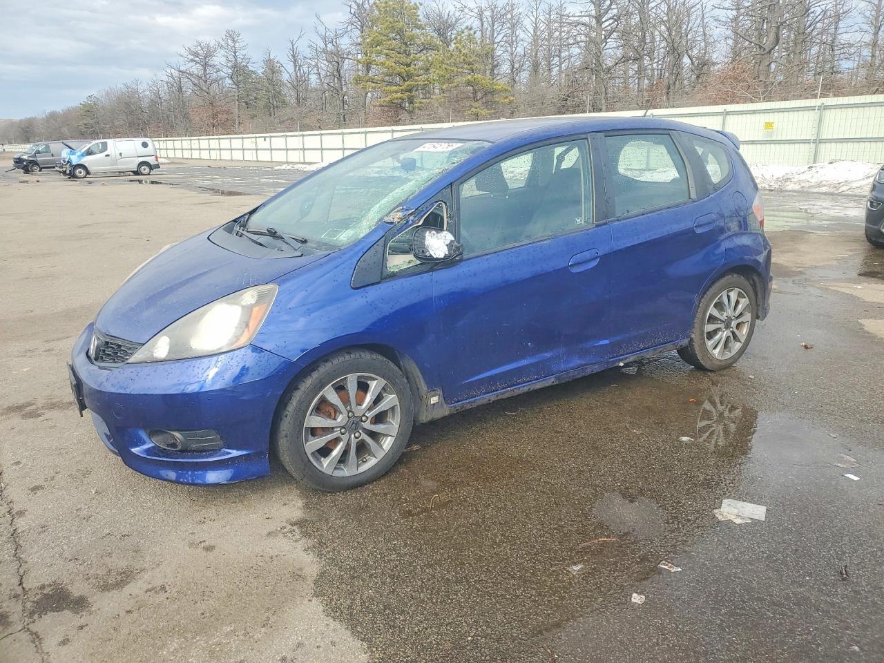 2013 HONDA FIT