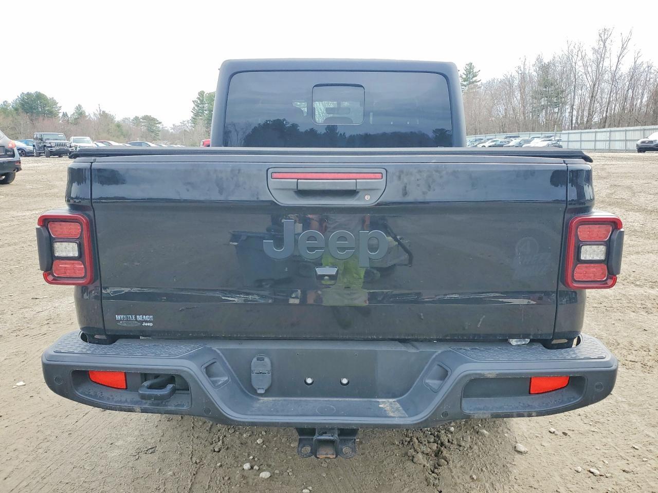 2021 JEEP Gladiator