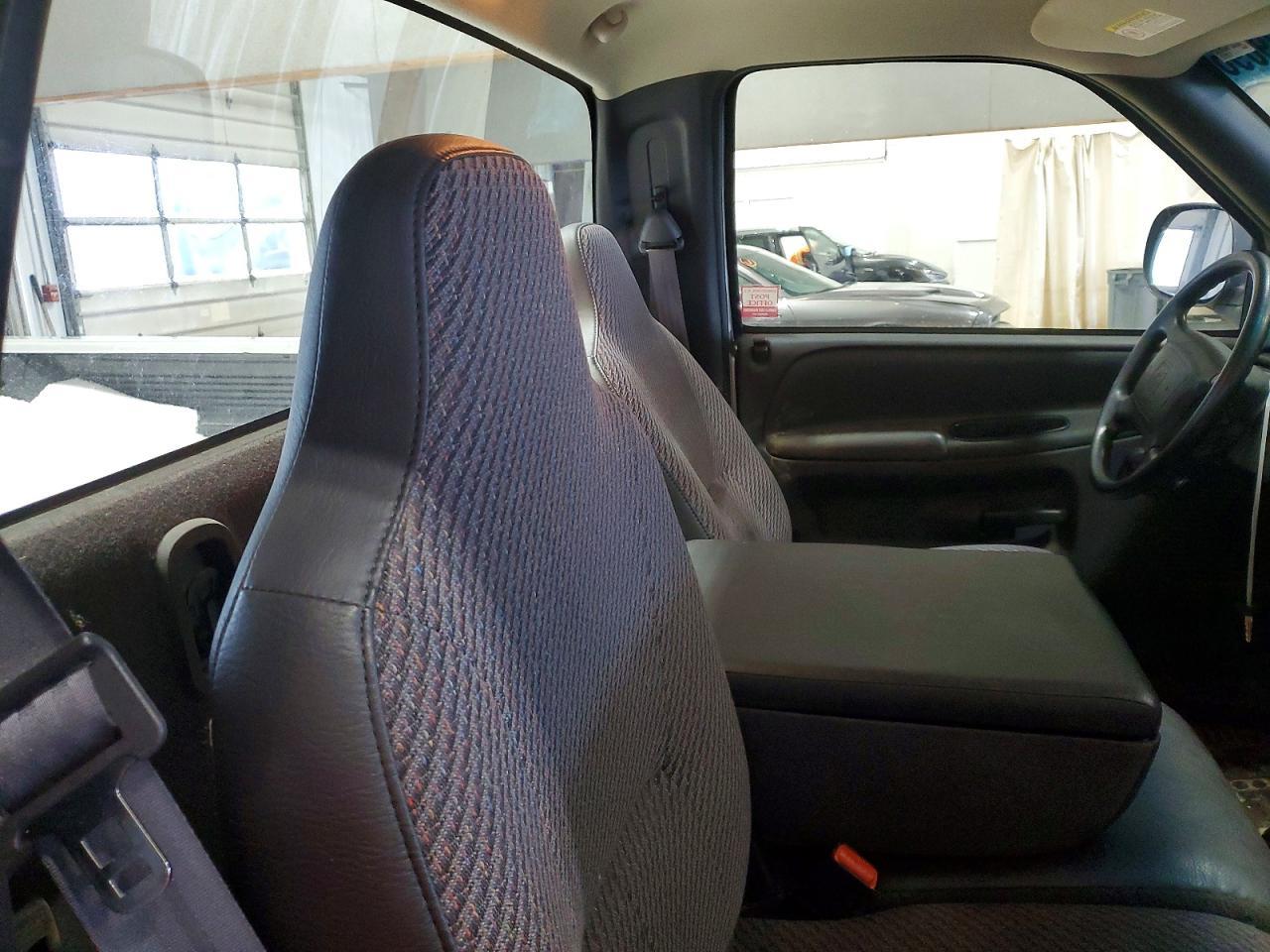 2001 DODGE Ram 2500