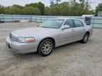 2011 LINCOLN Town Car