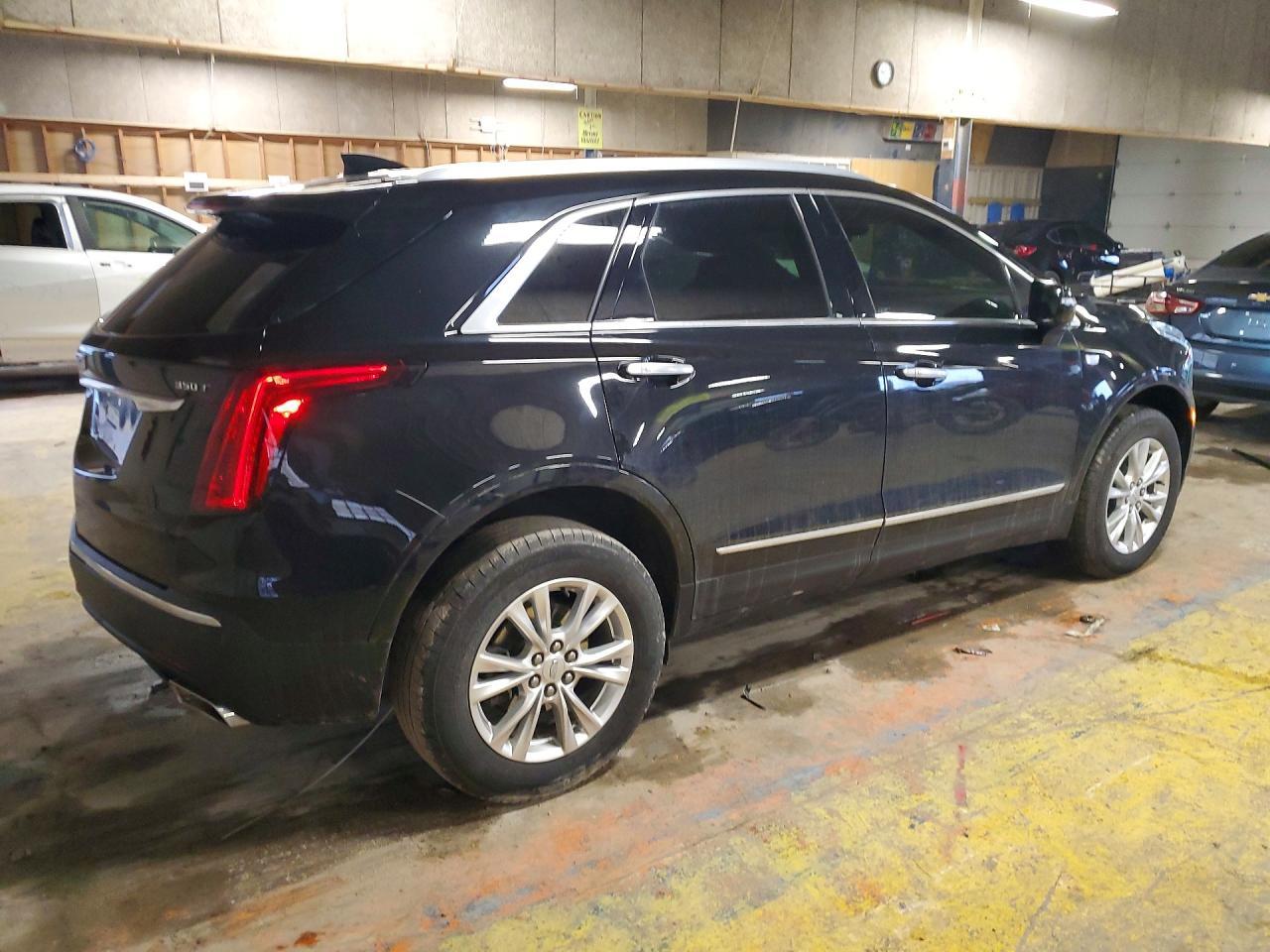 2023 CADILLAC XT5