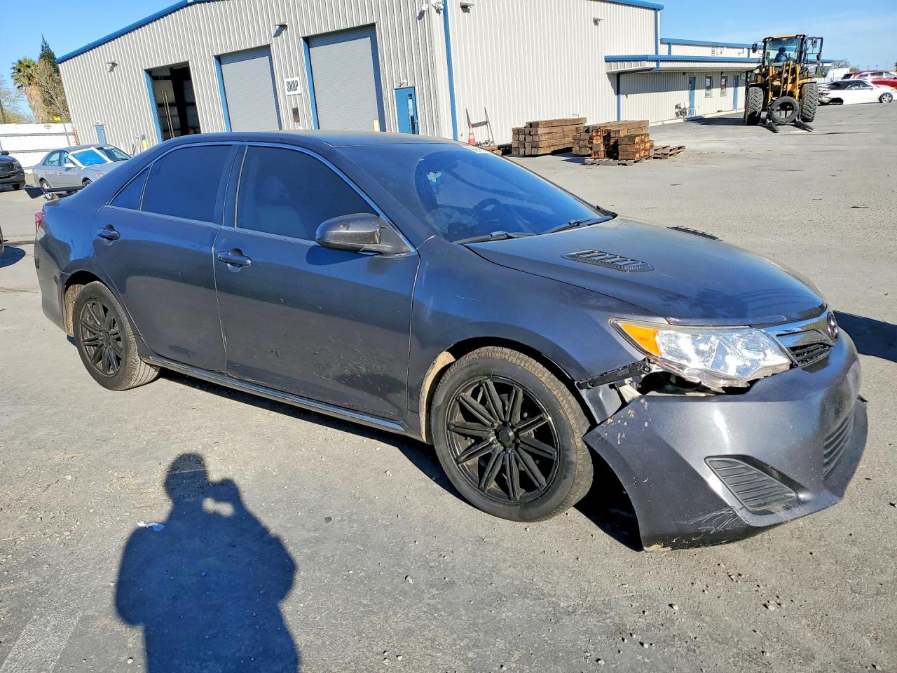 2012 TOYOTA CAMRY