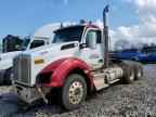 2016 KENWORTH T880