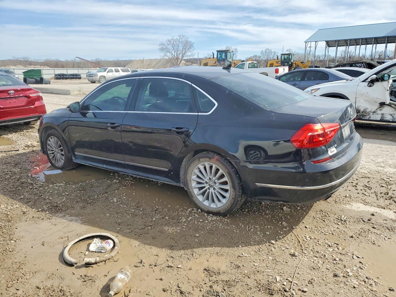2016 VOLKSWAGEN Passat
