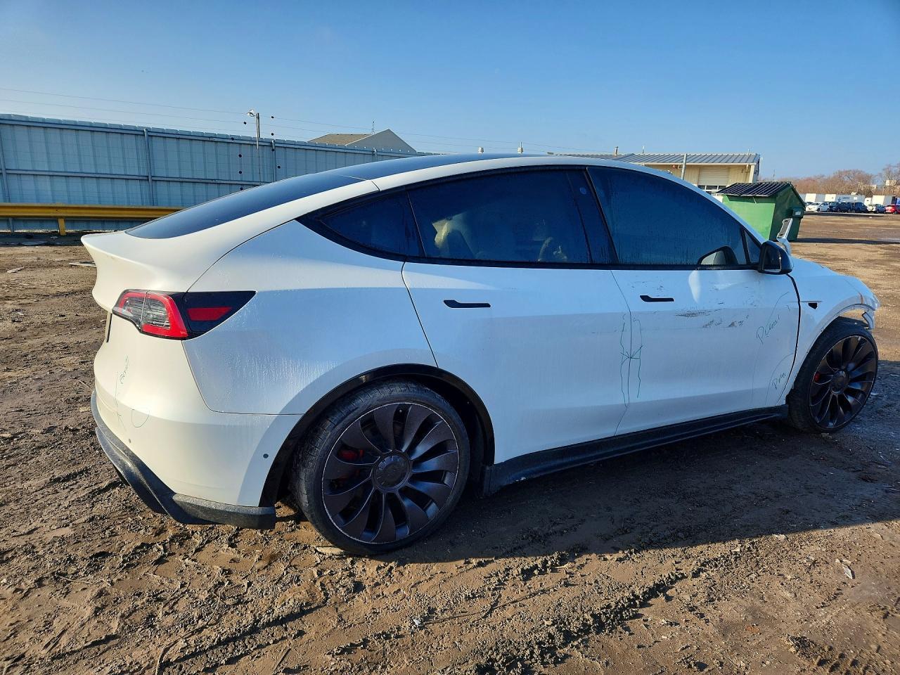 2022 TESLA MODEL Y
