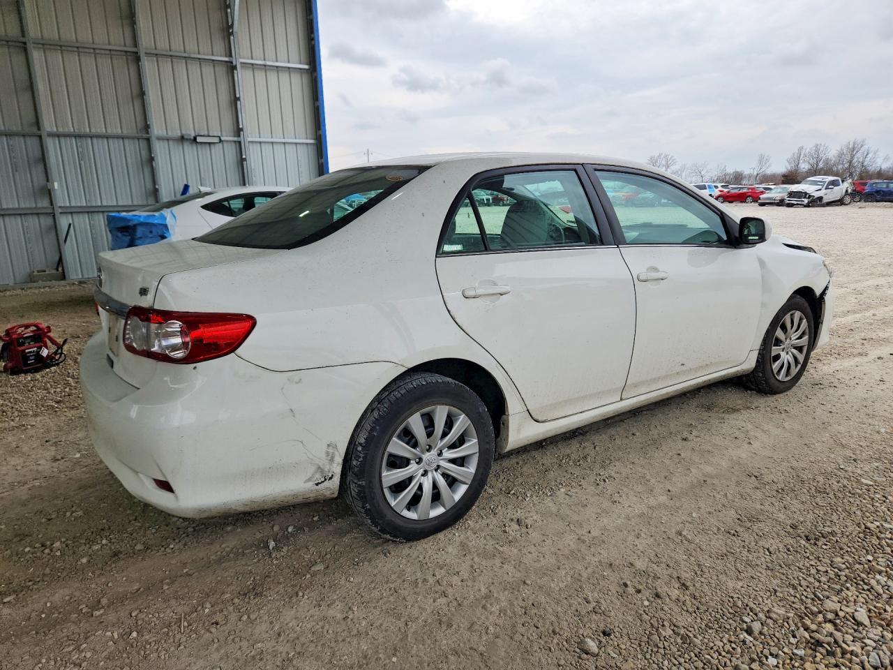 2013 TOYOTA COROLLA