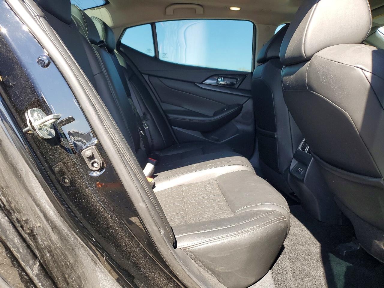 2019 NISSAN Maxima