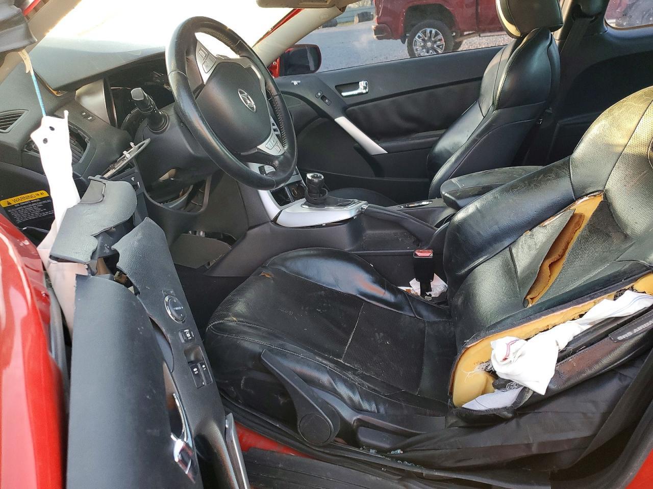 2010 HYUNDAI GENESIS