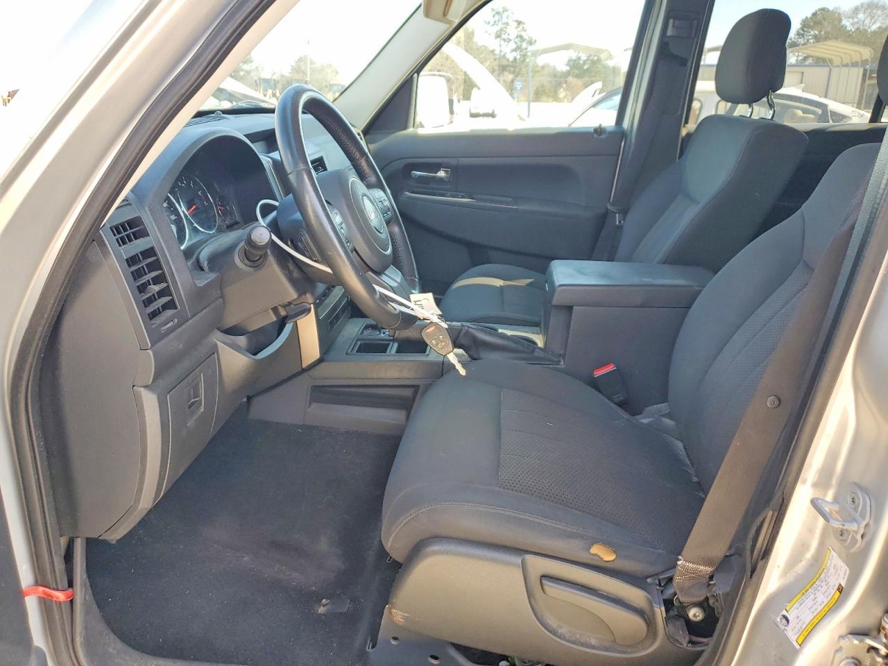 2012 JEEP Liberty