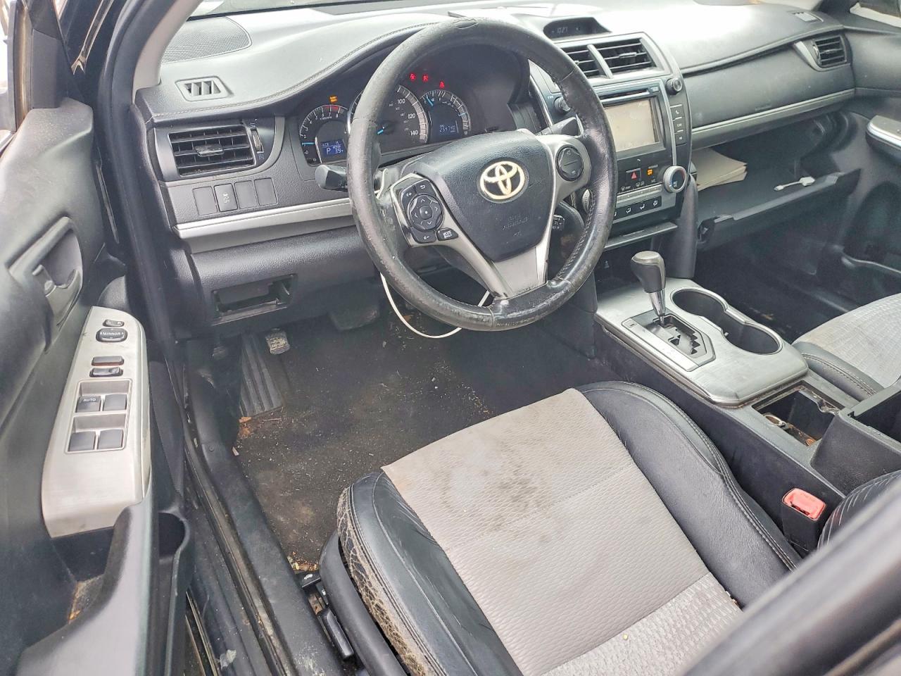 2012 TOYOTA CAMRY