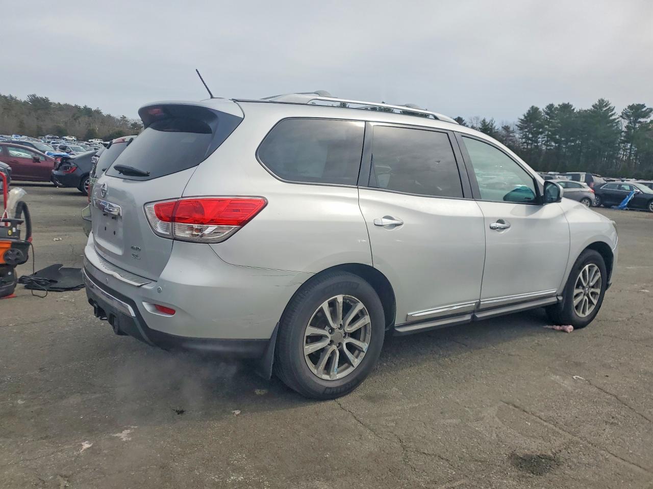 2016 NISSAN PATHFINDER
