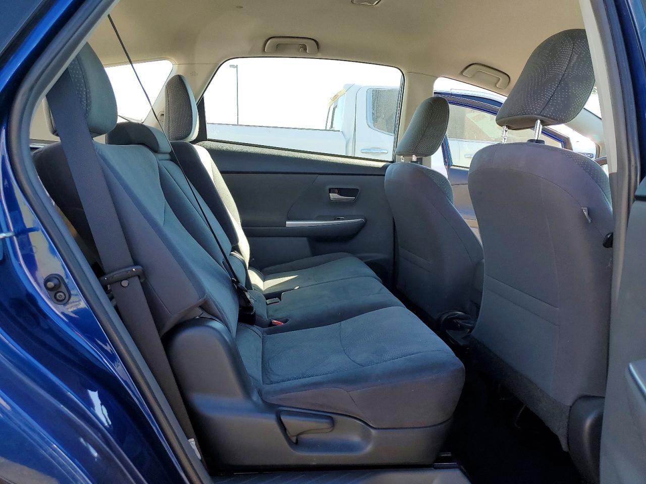 2014 TOYOTA PRIUS V