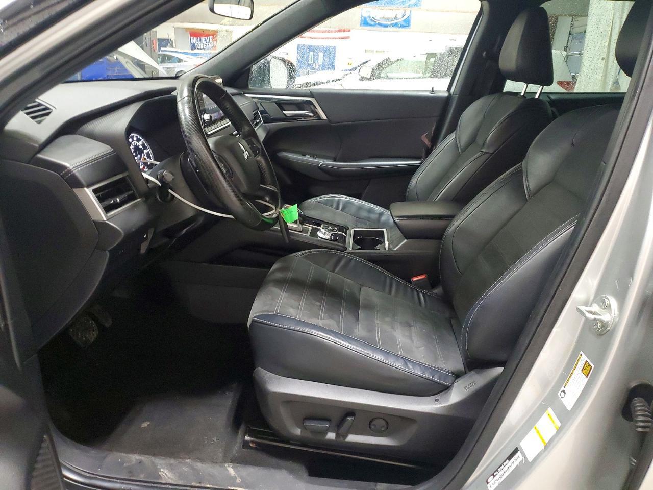 2022 MITSUBISHI outlander