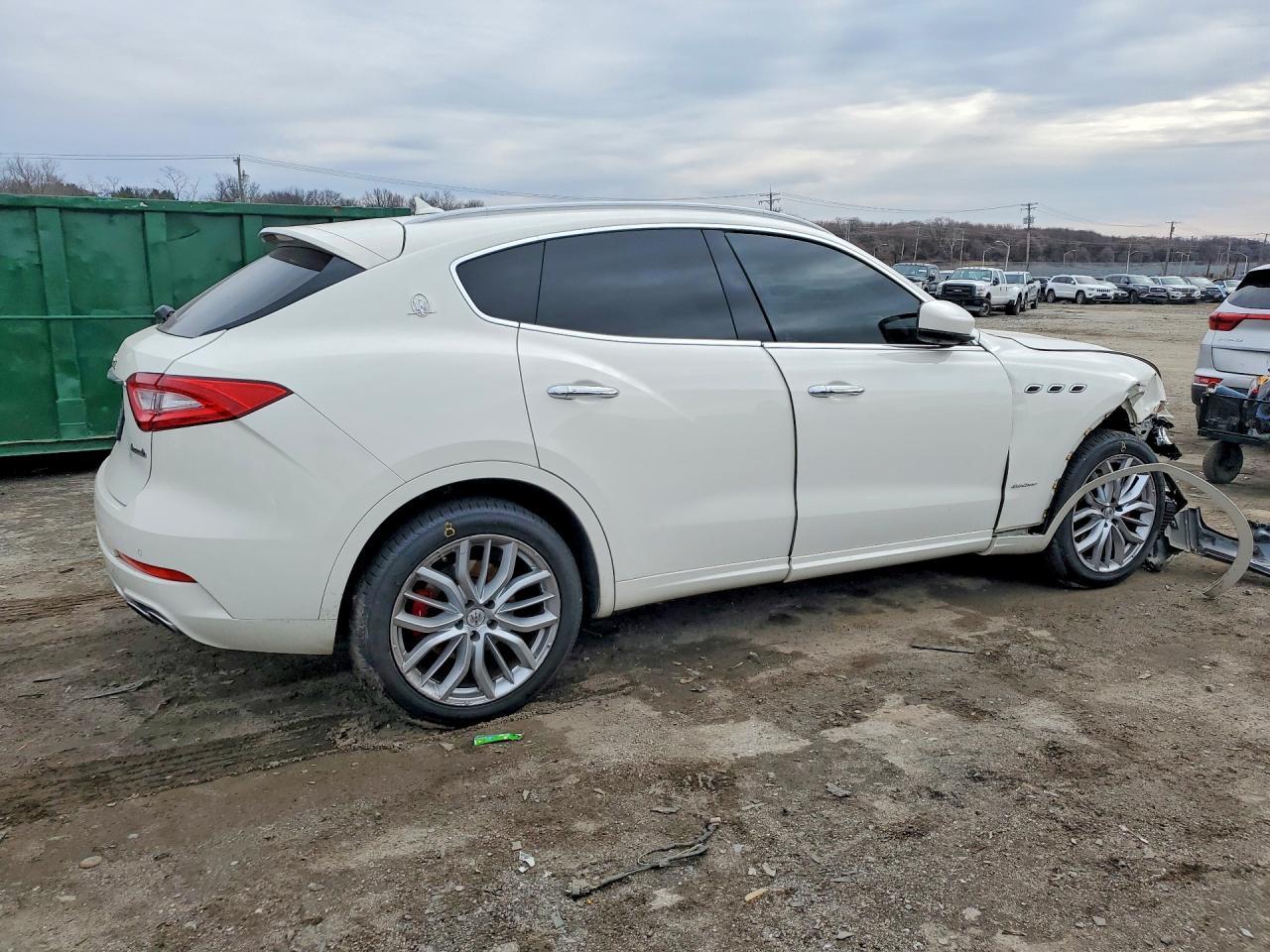 2020 MASERATI Levante