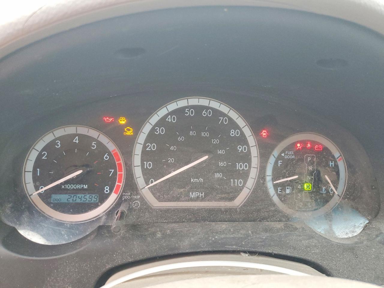 2004 TOYOTA SIENNA
