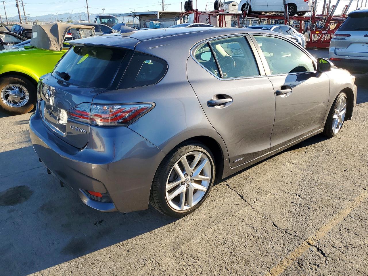 2014 LEXUS CT 200H