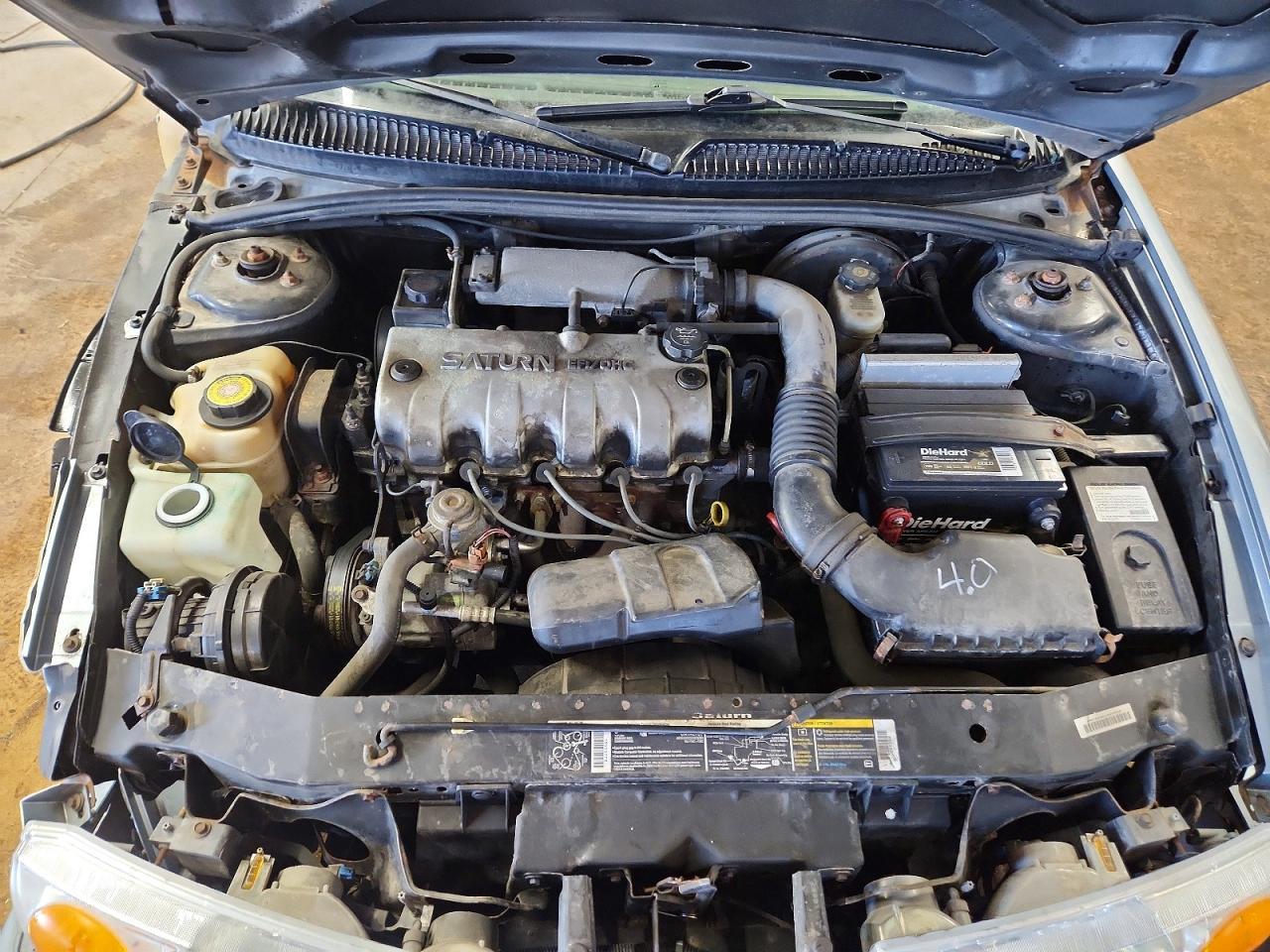 2002 SATURN Sl1