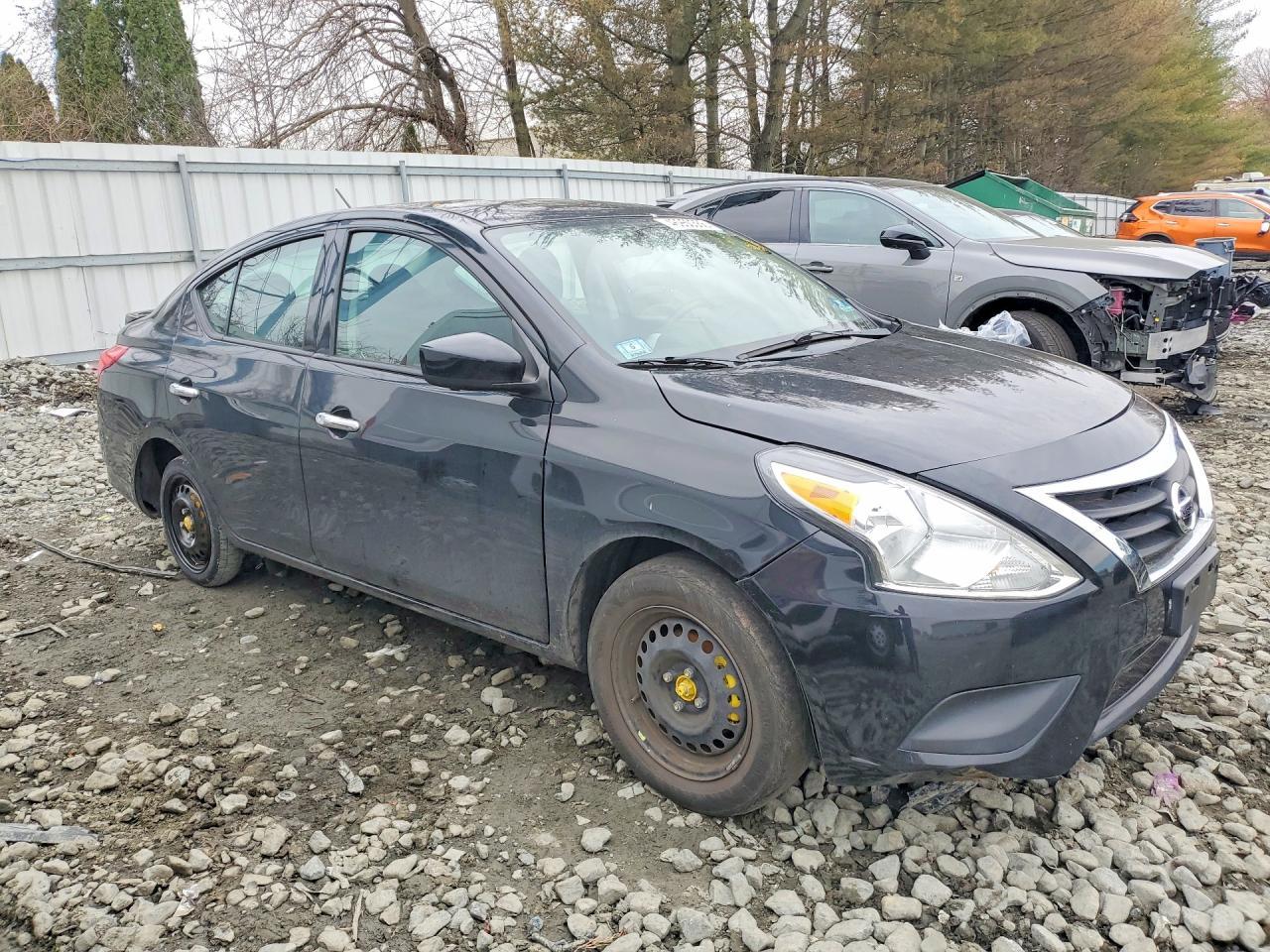 2018 NISSAN VERSA