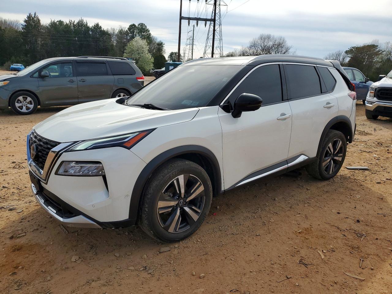 2022 NISSAN ROGUE