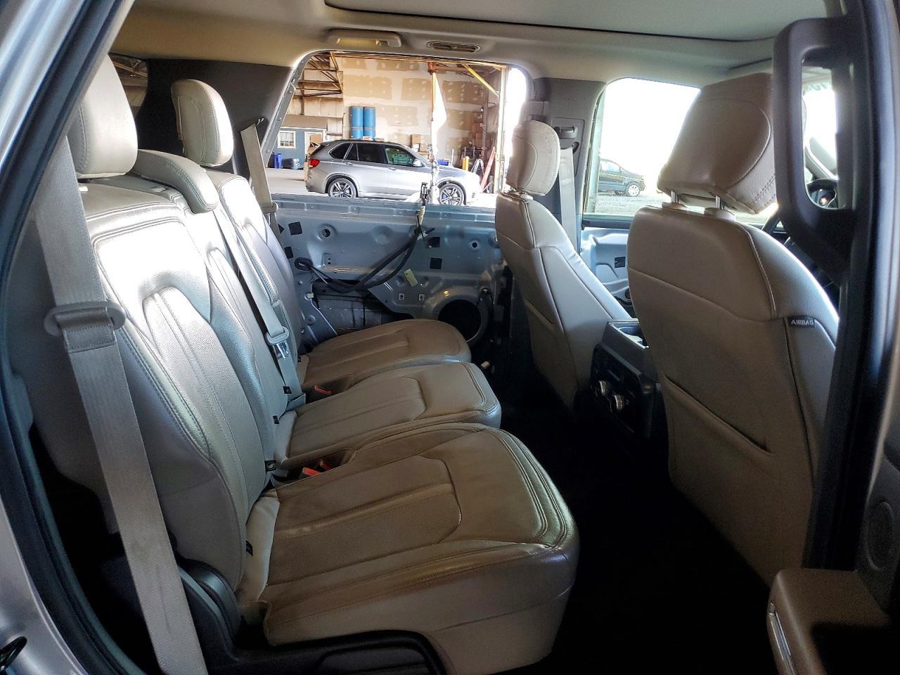 2020 FORD Expedition